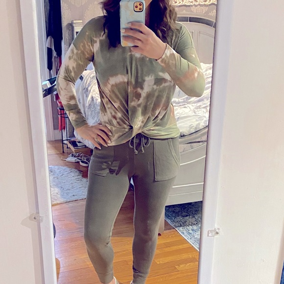 Tie dye top - Picture 2 of 11